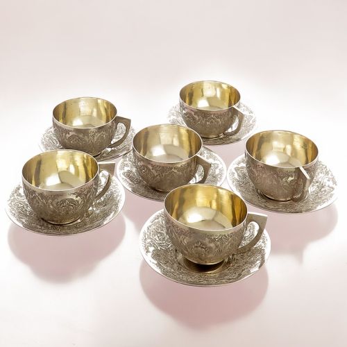 Antike Teetassen mit Untertellern Handarbeit wohl Arabisch / Türkisch 800er Silber